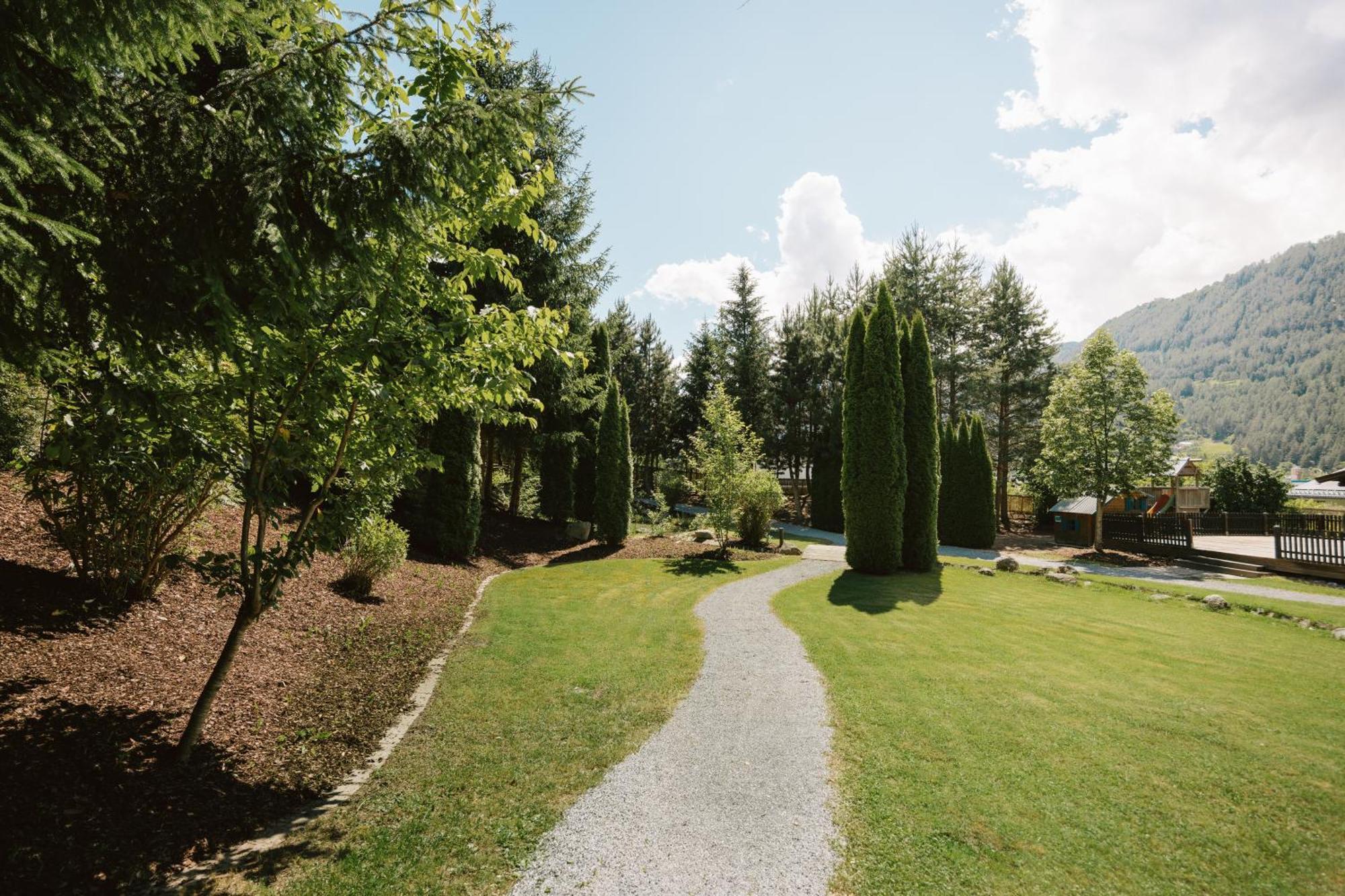 Neueroeffnung Miaflor Familien- & Aktivresort Рід-ім-Оберіннталь Екстер'єр фото